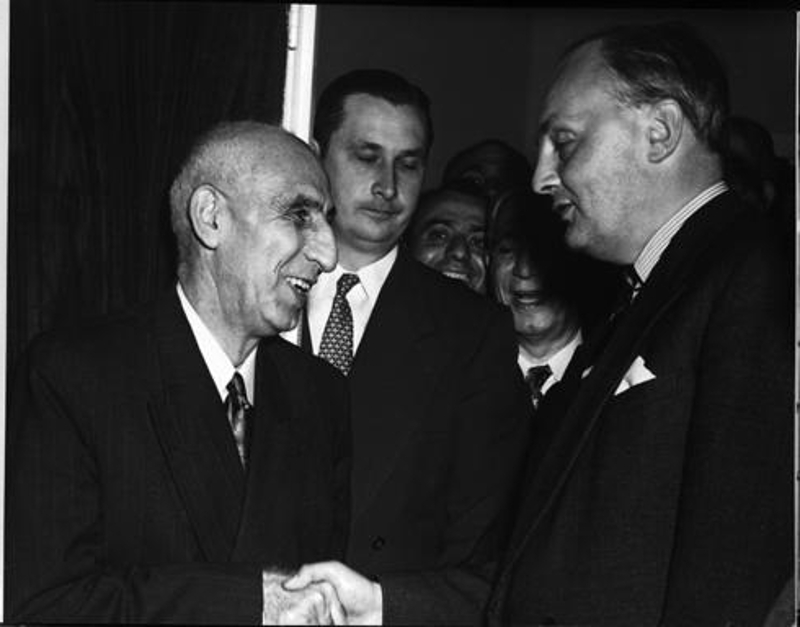 Mohammed-Mossadegh-01