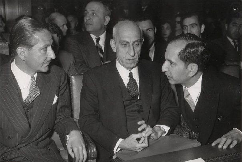 Mohammed-Mossadegh-42