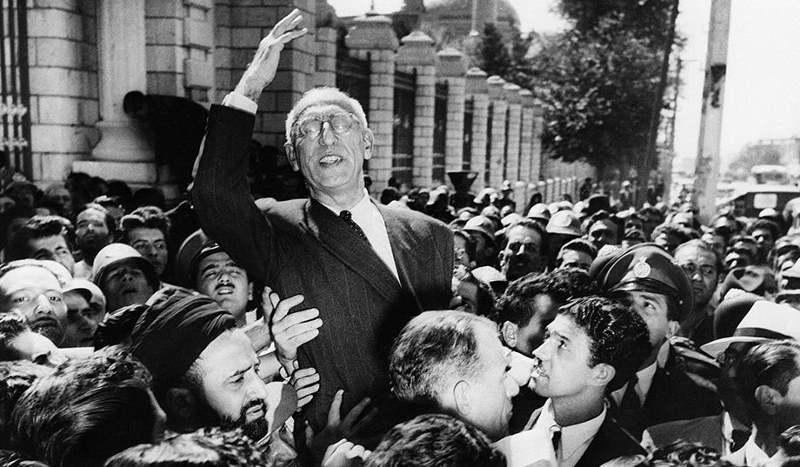 Mohammed-Mossadegh-54