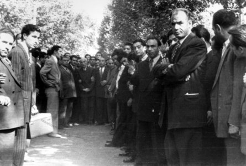 Mohammed-Mossadegh-60